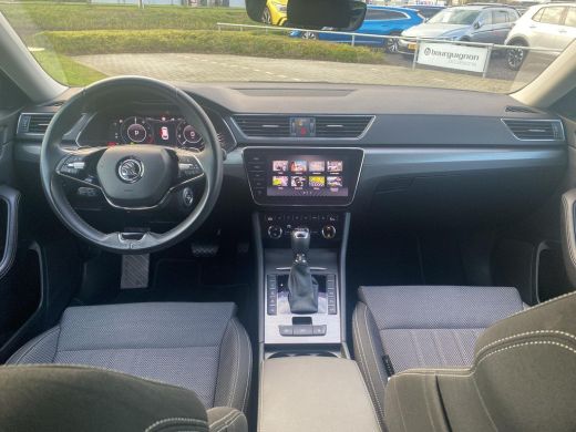 Skoda Superb Combi 1.4 TSI iV Business Edition Plus | 218Pk | Trekhaak | ACC | DCC | Elek. klep | ActivLease financial lease