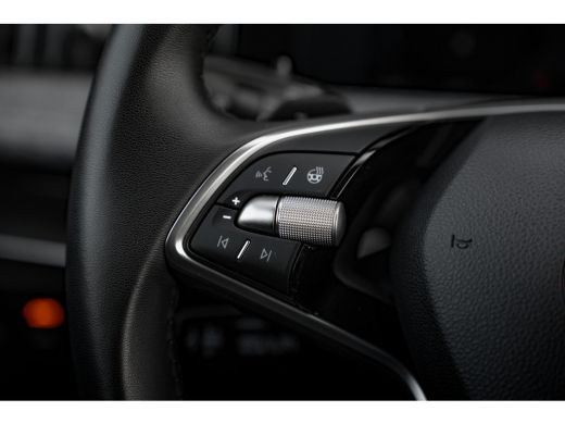 Skoda Superb Combi 1.5 TSI 218pk iV First Edition | Adapt. Cruise | Camera | Carplay | Stoelverwarming voor + ... ActivLease financial lease