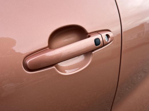 Toyota Aygo Hybrid 115 pulse + Easy Pack | Nieuwe auto | Direct uit voorraad leverbaar | ActivLease financial lease