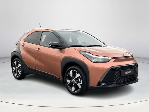 Toyota Aygo Hybrid 115 pulse + Easy Pack | Nieuwe auto | Direct uit voorraad leverbaar | ActivLease financial lease