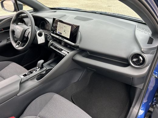 Toyota C-HR 2.0 Plug-in Hybrid 220 Dynamic | Nieuwe auto | Direct uit voorraad leverbaar | ActivLease financial lease