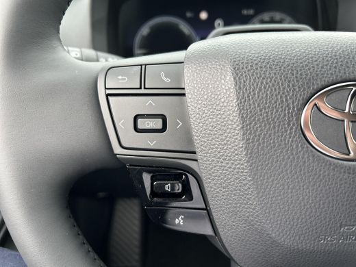 Toyota C-HR 2.0 Plug-in Hybrid 220 Dynamic | Nieuwe auto | Direct uit voorraad leverbaar | ActivLease financial lease