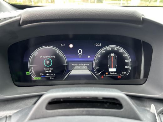 Toyota C-HR 2.0 Plug-in Hybrid 220 Dynamic | Nieuwe auto | Direct uit voorraad leverbaar | ActivLease financial lease