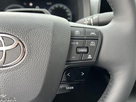 Toyota C-HR 2.0 Plug-in Hybrid 220 Dynamic | Nieuwe auto | Direct uit voorraad leverbaar | ActivLease financial lease