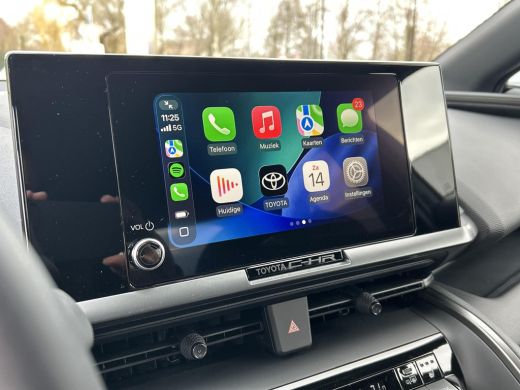 Toyota C-HR 2.0 Plug-in Hybrid 220 Dynamic | Nieuwe auto | Direct uit voorraad leverbaar | ActivLease financial lease