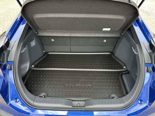 Toyota C-HR 2.0 Plug-in Hybrid 220 Dynamic | Nieuwe auto | Direct uit voorraad leverbaar | ActivLease financial lease