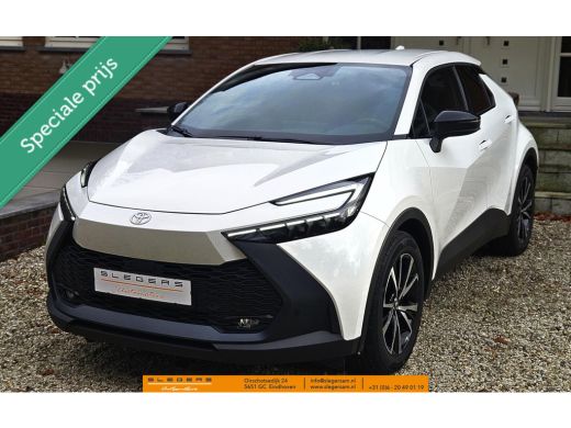 Toyota C-HR 2.0 Plug-in Hybrid Teamplayer + Technekpakket bi tone ActivLease financial lease