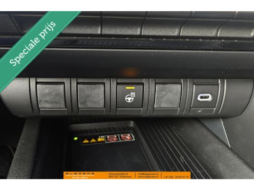 Toyota C-HR 2.0 Plug-in Hybrid Teamplayer + Technekpakket bi tone ActivLease financial lease