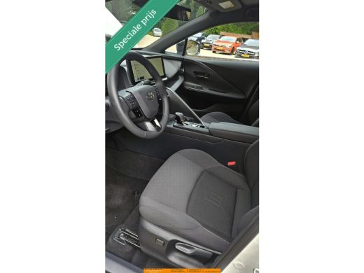 Toyota C-HR 2.0 Plug-in Hybrid Teamplayer + Technekpakket bi tone ActivLease financial lease