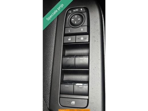 Toyota C-HR 2.0 Plug-in Hybrid Teamplayer + Technekpakket bi tone ActivLease financial lease