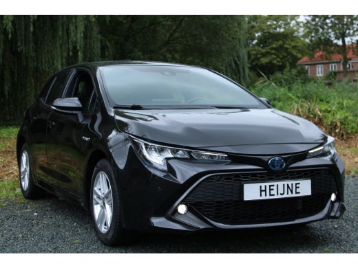 Toyota Corolla 1.8 HYBRID AUT. DYNAMIC NAVI/CAMERA/CARPLAY ActivLease financial lease