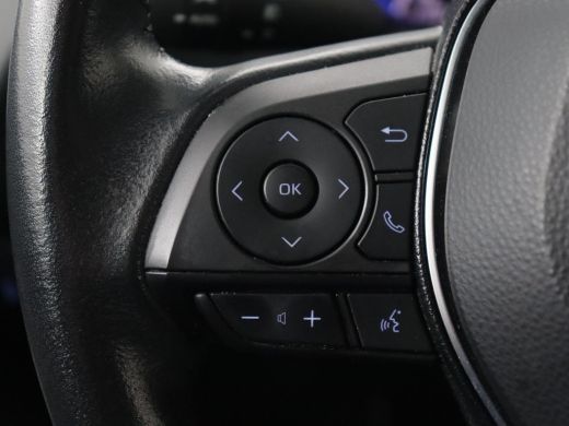 Toyota Corolla 1.8 Hybrid Business Plus | Stoelverwarming | Carplay | Adaptive cruise | Camera | Full LED | Clim... ActivLease financial lease