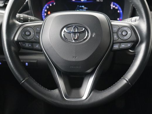 Toyota Corolla 1.8 Hybrid Business Plus | Stoelverwarming | Carplay | Adaptive cruise | Camera | Full LED | Clim... ActivLease financial lease