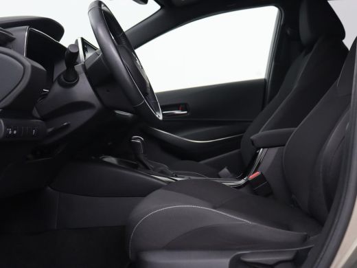 Toyota Corolla 1.8 Hybrid Business Plus | Stoelverwarming | Carplay | Adaptive cruise | Camera | Full LED | Clim... ActivLease financial lease