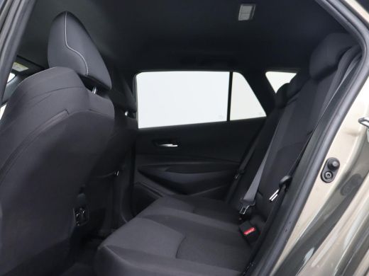 Toyota Corolla 1.8 Hybrid Business Plus | Stoelverwarming | Carplay | Adaptive cruise | Camera | Full LED | Clim... ActivLease financial lease