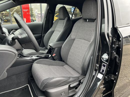 Toyota Corolla Hybrid 140 Dynamic | Nieuwe auto | Direct uit voorraad leverbaar | ActivLease financial lease