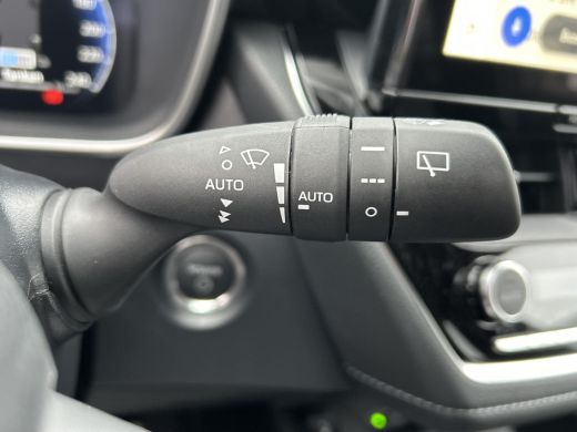Toyota Corolla Hybrid 140 Dynamic | Nieuwe auto | Direct uit voorraad leverbaar | ActivLease financial lease