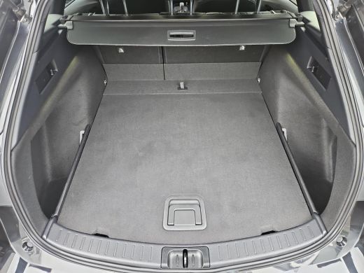 Toyota Corolla Touring Sports Hybrid 140 Dynamic (Navigatie - Adaptive cruise) ActivLease financial lease