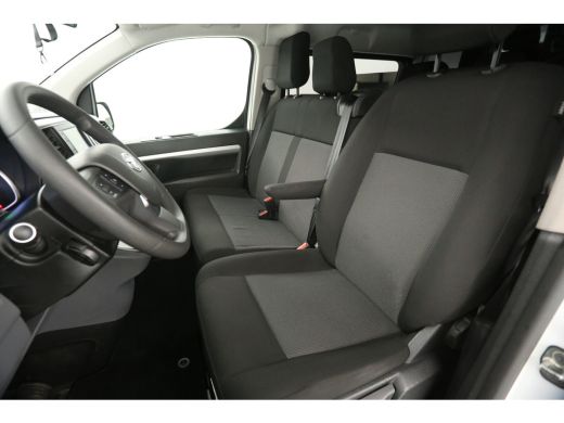 Toyota ProAce Extra Range 75 kWh L3H1 | SOH 93% | Snelladen | Dubbele Cabine | Elektrisch | Airco | Cruise | Ca... ActivLease financial lease