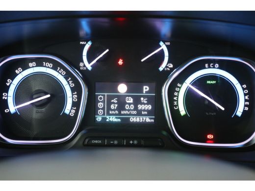 Toyota ProAce Extra Range 75 kWh L3H1 | SOH 93% | Snelladen | Dubbele Cabine | Elektrisch | Airco | Cruise | Ca... ActivLease financial lease