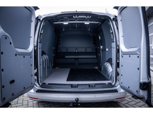 Volkswagen Caddy 2.0 TDI Style AUTOMAAT - AGR STOELEN - TREKHAAK ActivLease financial lease