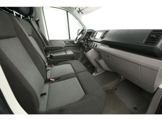 Volkswagen Crafter 35 2.0 TDI 140PK L4H3 | 3000kg Trekgew. | Trekh. | Airco | Cruise | 3-Zits | Camera | Carplay | Navi ActivLease financial lease