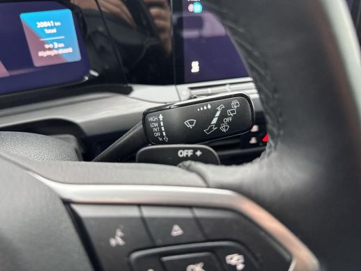 Volkswagen Golf 1.4 eHybrid Style | PHEV | 204 pk | A-Camera | SOH 100% | ActivLease financial lease