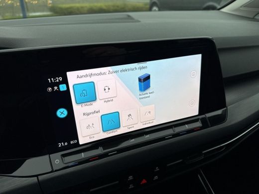 Volkswagen Golf 1.4 eHybrid Style | PHEV | 204 pk | A-Camera | SOH 100% | ActivLease financial lease