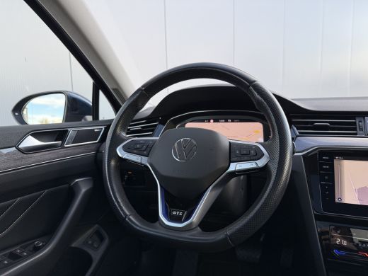 Volkswagen Passat Variant 1.4 TSI PHEV 218pk GTE | Pano | Dynaudio | Trekhaak ActivLease financial lease