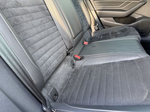 Volkswagen Passat Variant 1.4 TSI PHEV 218pk GTE | Pano | Dynaudio | Trekhaak ActivLease financial lease