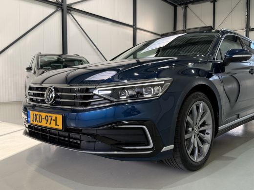Volkswagen Passat Variant 1.4 TSI PHEV 218pk GTE | Pano | Dynaudio | Trekhaak ActivLease financial lease