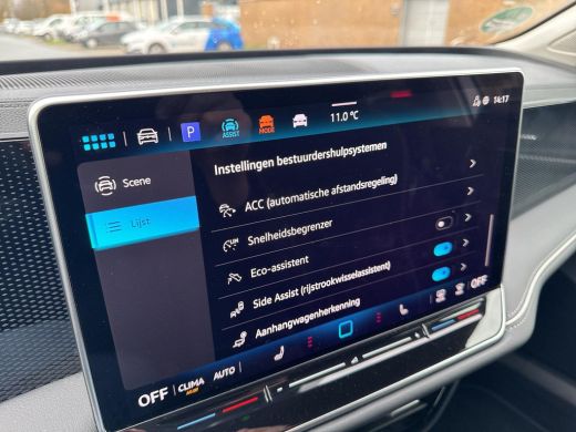 Volkswagen Passat Variant 1.5 eHybrid Business | 218Pk | Trekhaak | A. Camera | PHEV | Massage | Head Up | ActivLease financial lease