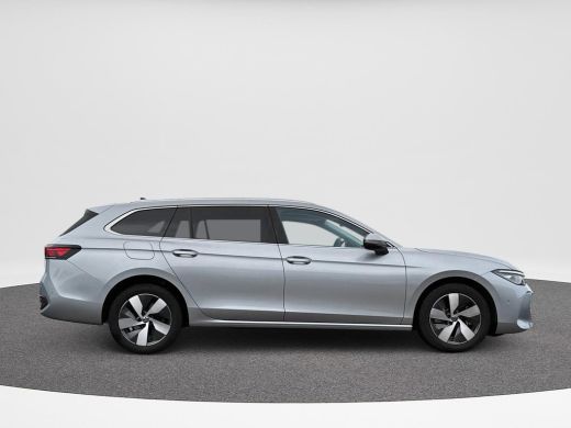 Volkswagen Passat Variant 1.5 eHybrid Business | 218Pk | Trekhaak | A. Camera | PHEV | Massage | Head Up | ActivLease financial lease