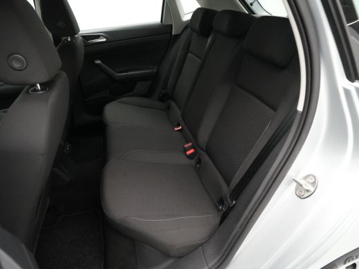 Volkswagen Polo 1.0 TSI 95pk Comfortline Business Navigatie Acc Pdc Carplay Dab Argon ActivLease financial lease