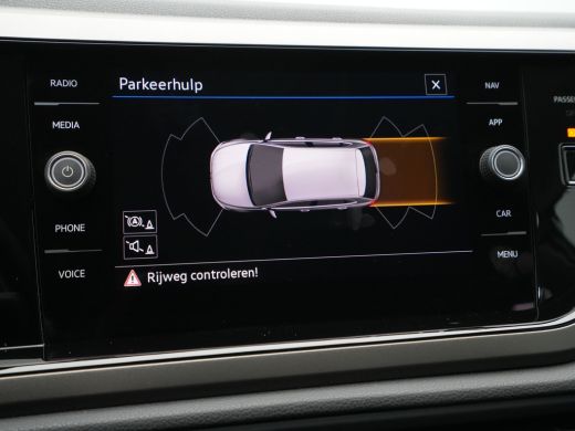 Volkswagen Polo 1.0 TSI 95pk Comfortline Business Navigatie Acc Pdc Carplay Dab Argon ActivLease financial lease