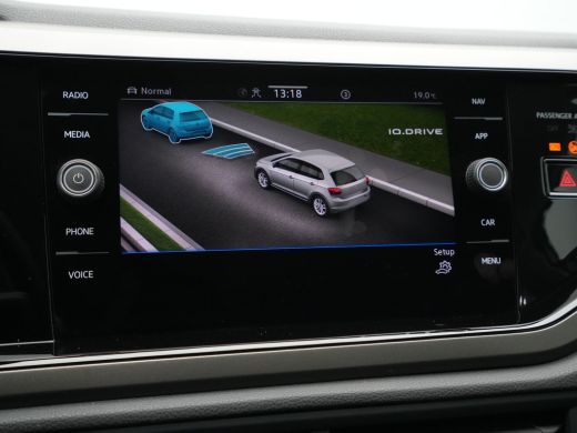 Volkswagen Polo 1.0 TSI 95pk Comfortline Business Navigatie Acc Pdc Carplay Dab Argon ActivLease financial lease