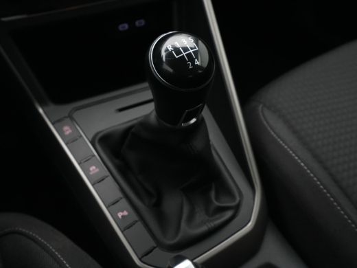 Volkswagen Polo 1.0 TSI 95pk Comfortline Business Navigatie Acc Pdc Carplay Dab Argon ActivLease financial lease