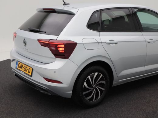 Volkswagen Polo 1.0 TSi Life Edition | Camera | Adaptive Cruise | Airco | Parkeersensoren | Carplay | 15 inch | 1... ActivLease financial lease