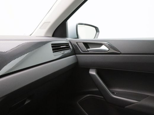 Volkswagen Polo 1.0 TSi Life Edition | Camera | Adaptive Cruise | Airco | Parkeersensoren | Carplay | 15 inch | 1... ActivLease financial lease