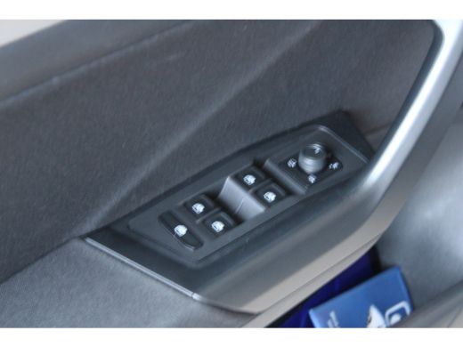 Volkswagen T-Roc 1.0 TSI Life Business | Adaptieve cruise control | Stoelverwarming | Apple Carplay | Navigatie | ActivLease financial lease