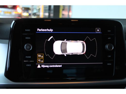 Volkswagen T-Roc 1.0 TSI Life Business | Adaptieve cruise control | Stoelverwarming | Apple Carplay | Navigatie | ActivLease financial lease