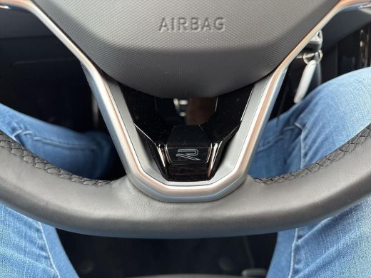 Volkswagen T-Roc 1.5 TSI R-Line | Lapiz Blue | 150 Pk | Automaat | 5j Garantie | ERGO | LED Plus | ACC | ActivLease financial lease