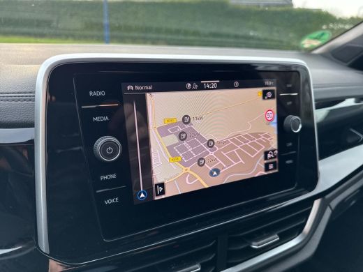 Volkswagen T-Roc 1.5 TSI R-Line | Lapiz Blue | 150 Pk | Automaat | 5j Garantie | ERGO | LED Plus | ACC | ActivLease financial lease