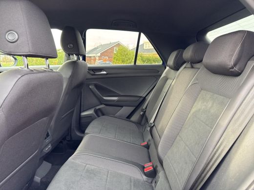 Volkswagen T-Roc 1.5 TSI R-Line | Lapiz Blue | 150 Pk | Automaat | 5j Garantie | ERGO | LED Plus | ACC | ActivLease financial lease