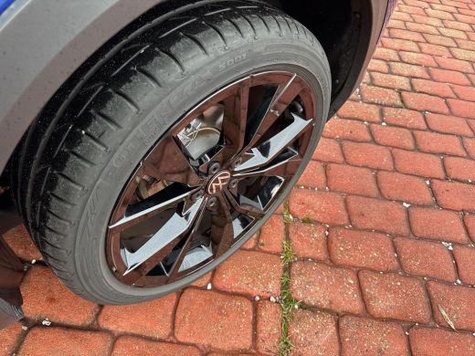 Volkswagen T-Roc 1.5 TSI R-Line | Lapiz Blue | 150 Pk | Automaat | 5j Garantie | ERGO | LED Plus | ACC | ActivLease financial lease