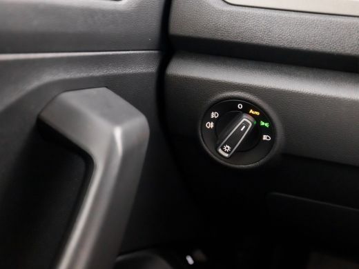 Volkswagen T-Roc 1.5 TSI Sport 150Pk Automaat (APPLE CARPLAY, GROOT NAVI, ADAPTIVE CRUISE, SPORTSTOELEN, PARKEERSE... ActivLease financial lease