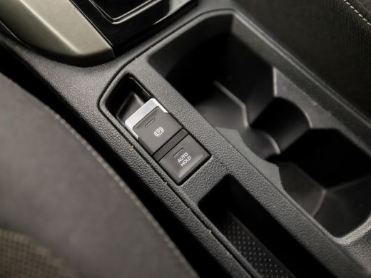 Volkswagen T-Roc 1.5 TSI Sport 150Pk Automaat (APPLE CARPLAY, GROOT NAVI, ADAPTIVE CRUISE, SPORTSTOELEN, PARKEERSE... ActivLease financial lease