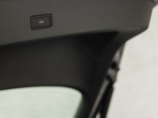 Volkswagen T-Roc 1.5 TSI Sport 150Pk Automaat (APPLE CARPLAY, GROOT NAVI, ADAPTIVE CRUISE, SPORTSTOELEN, PARKEERSE... ActivLease financial lease