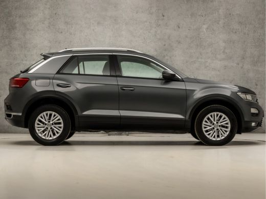 Volkswagen T-Roc 1.5 TSI Sport 150Pk Automaat (APPLE CARPLAY, GROOT NAVI, ADAPTIVE CRUISE, SPORTSTOELEN, PARKEERSE... ActivLease financial lease