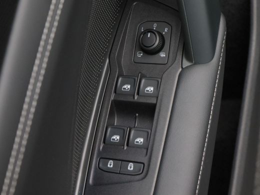 Volkswagen Tayron 1.5 eHybrid 204 Pk Automaat Life Edition | Full LED | Leder | Harman/Kardon | Navigatie 15 Inch |... ActivLease financial lease